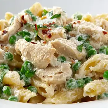 Penne met Amandelroomsaus en Kip
