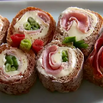 Lekkere Sushi Rolletjes met Kalkoen en Mozzarella