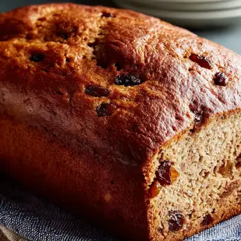 Huisgemaakt Kaneel-Rozijnenbrood