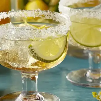 Amaretto Sour met Prosecco