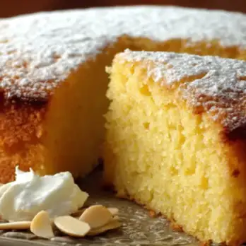 Luchtige Amandelcake