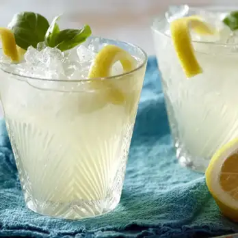 Italiaanse Limonade met Basilicum