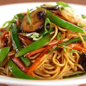 Kleurrijke Groente Chow Mein