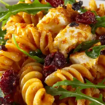 Fusilli met Zongedroogde Tomaten en Mozzarella