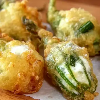 Gefrituurde Courgettebloemen met Kaas