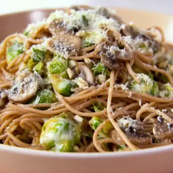 Volkoren Spaghetti met Spruitjes en Champignons
