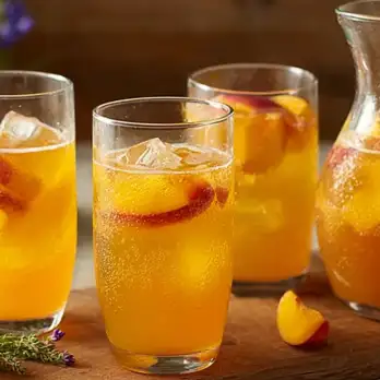 Gember-Perzik Biercocktail