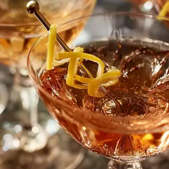Verfrissende Gin-tini Cocktail
