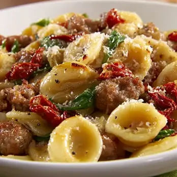 Orecchiette met Geroosterde Venkel en Pittige Worst
