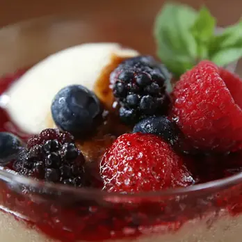 Olijfolie Sorbet met Bessen en Balsamico