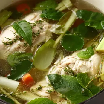 Kippenbouillon met Citroengras en Spinazie