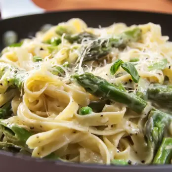 Verse Linguine Pasta Primavera