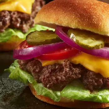 Dubbele Amerikaanse Cheeseburgers met Geheime Saus