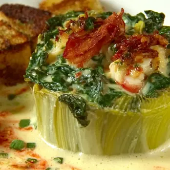 Krab en Spinazie Flan met Tomaat Botersaus