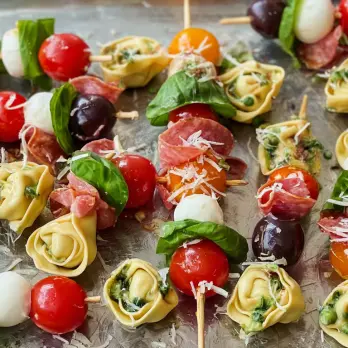 Antipasti Prikkers met Tortellini en Italiaanse Delicatessen