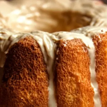 Luchtige Maple Angel Food Cake
