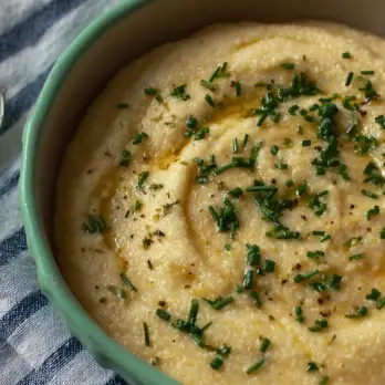 Romige Knoflookpolenta