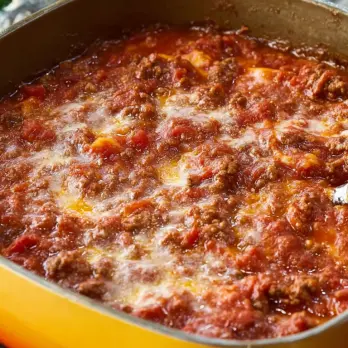 Authentieke Italiaanse Lasagne met Rundvlees en Worst