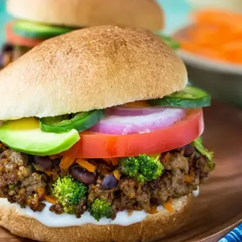 Rundvlees- en Bonenburgers met Groenten