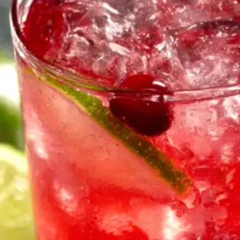 Cape Codder Cranberry Limoen Cocktail